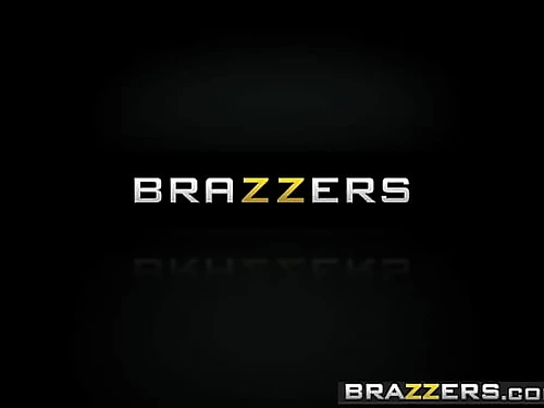 Brazzers - Big Funbags at College - (Roxxy Lea, Freddy Flavas) - Trailer preview